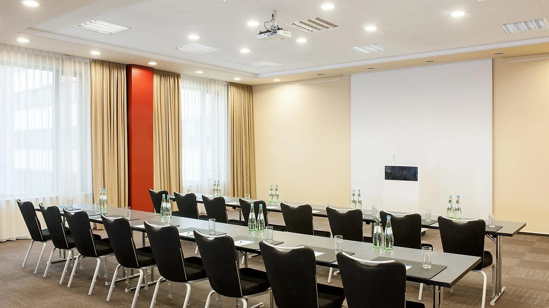 פרנקפורט Avani Frankfurt City Hotel - Previously Nh Collection Frankfurt City 4*,  גרמניה